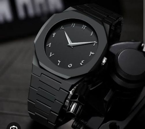 Full Black Aura Quartz Watch – Lightweight Analog Design - Image 3